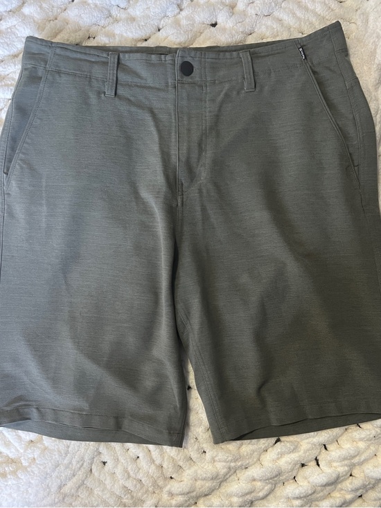 Hurley Other - Hurley Men's Olive Green Flat-Front Casual Shorts